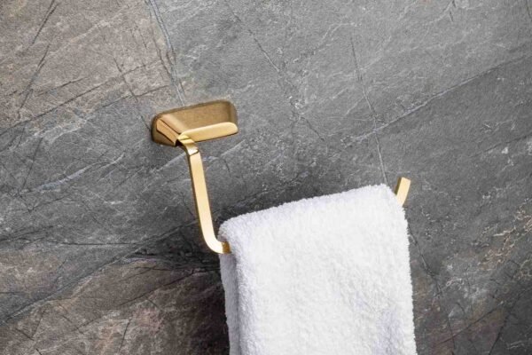 towel ring gold